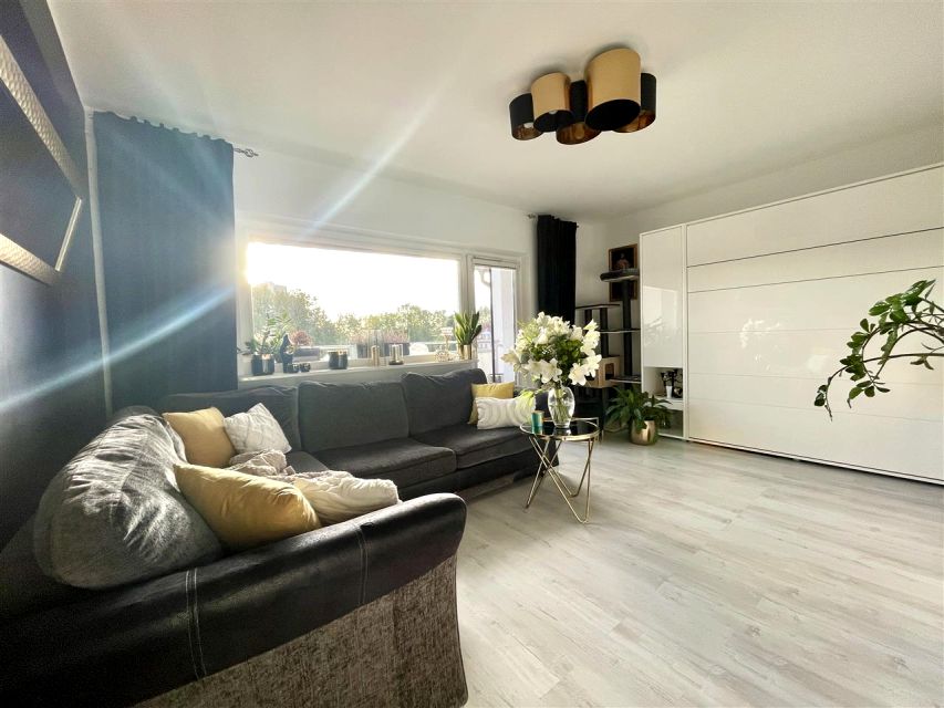 Mieszkanie blok mieszkalny sprzedaż