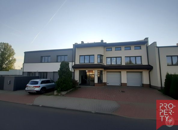 Budynek użytkowy Warszawa