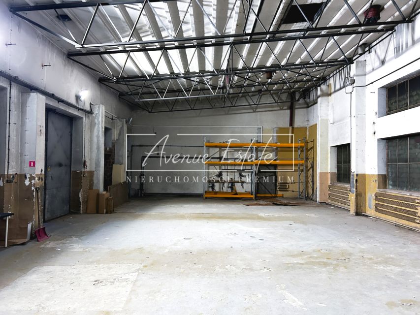 Budynek użytkowy Warszawa