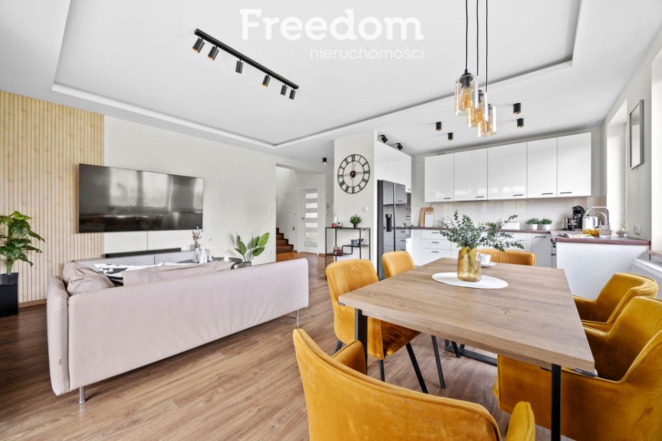 Dom Jaktorów-Kolonia sprzedaż