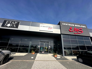 Budynek użytkowy Sadów