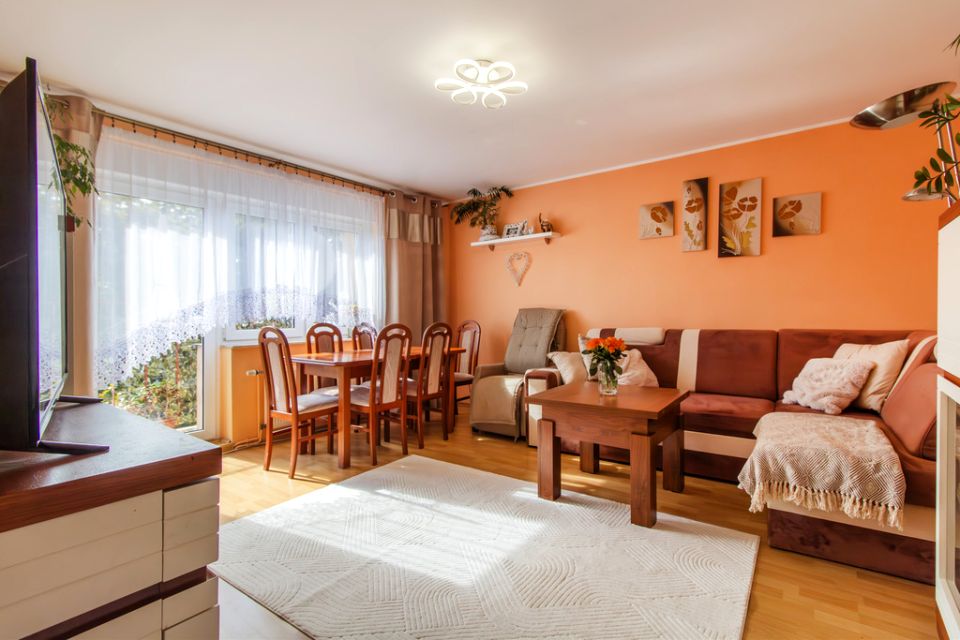 Mieszkanie blok mieszkalny przy lesie