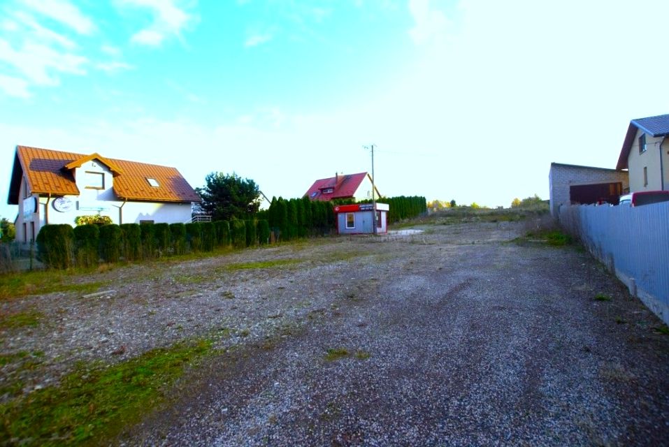 Zabudowana działka Górno