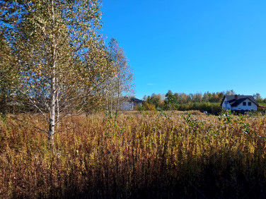 Pusta działka Celinów