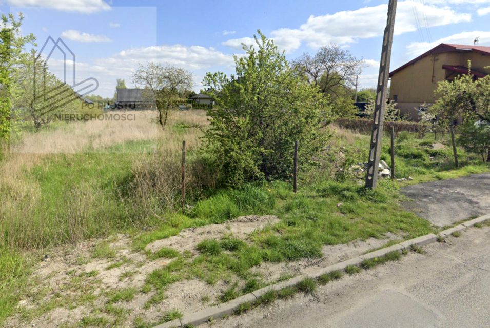 Działka nad jeziorem