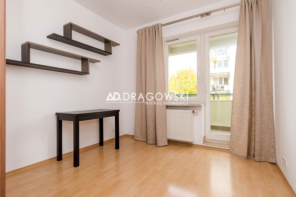 Mieszkanie blok mieszkalny Warszawa