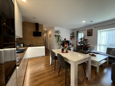 Mieszkanie blok mieszkalny przy lesie