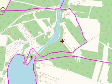 Działka nad jeziorem