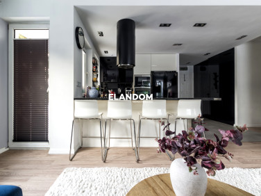 Mieszkanie blok mieszkalny Warszawa