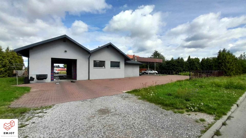 Budynek użytkowy Łask