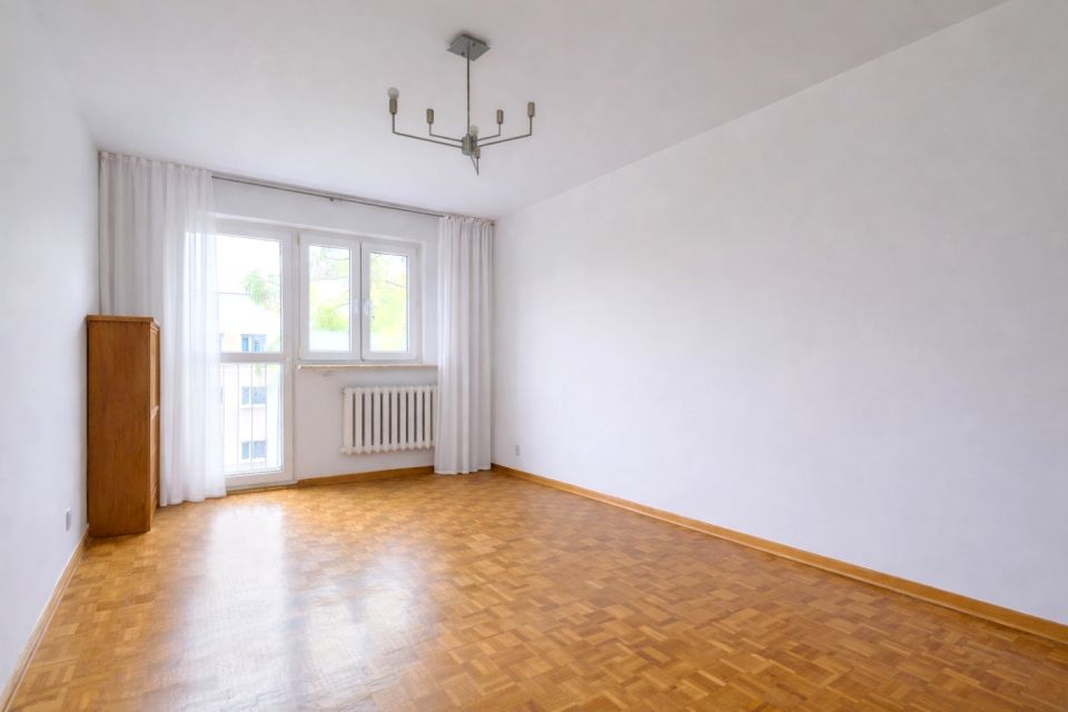 Mieszkanie blok mieszkalny przy lesie