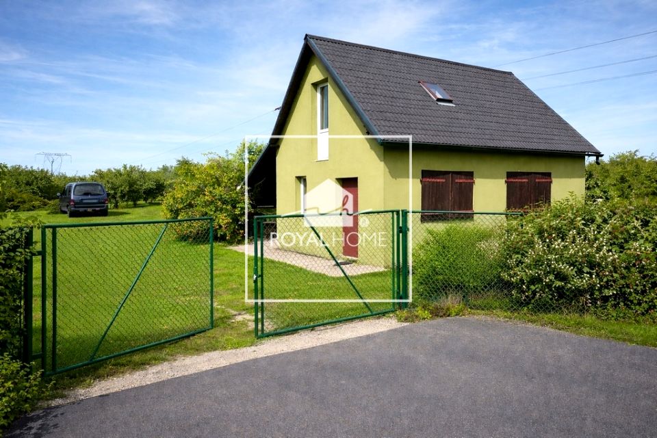 Ogrodzona działka sprzedam