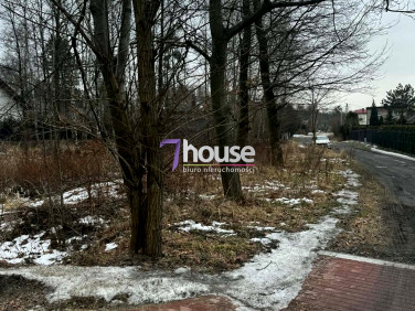 Działka przy lesie