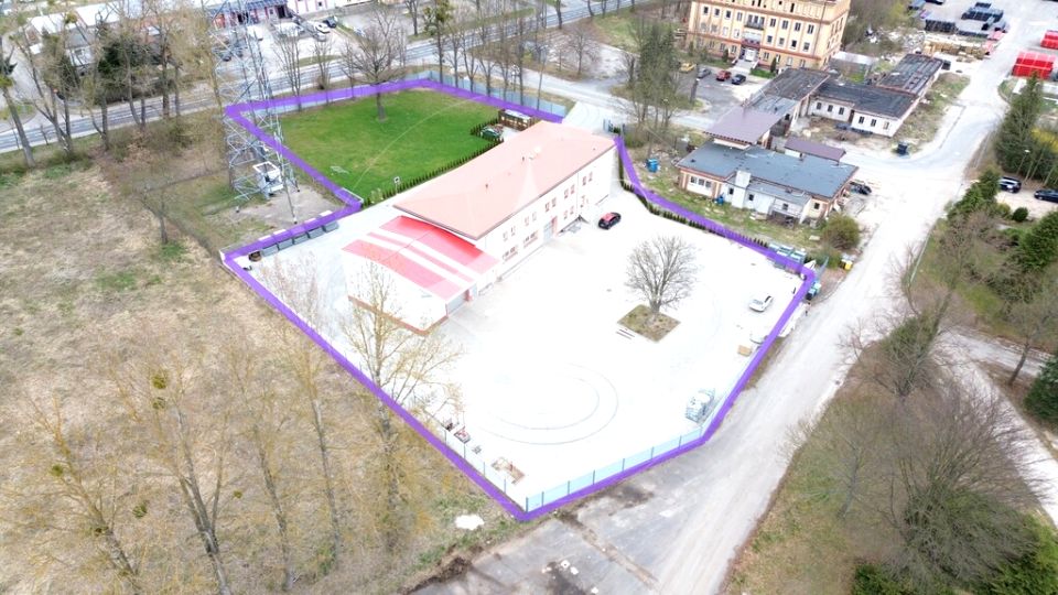 Budynek użytkowy Iwiny