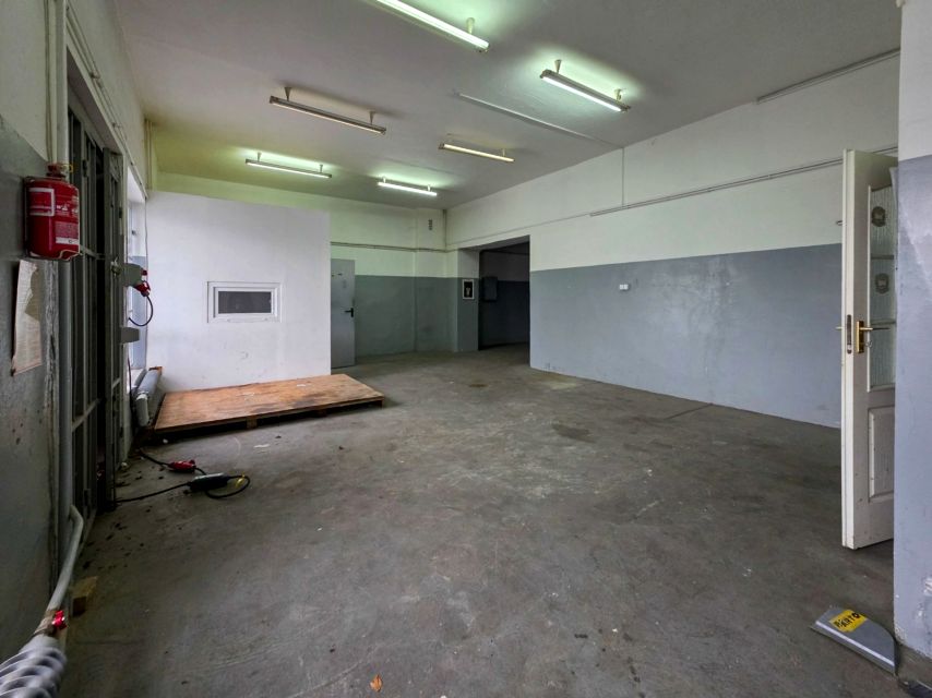 Budynek użytkowy Warszawa