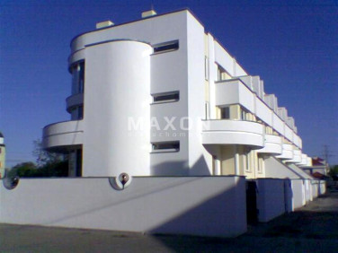 Budynek użytkowy Warszawa