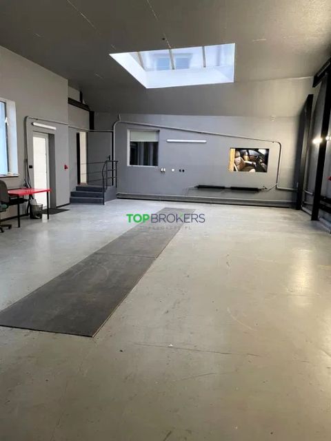 Budynek użytkowy Warszawa