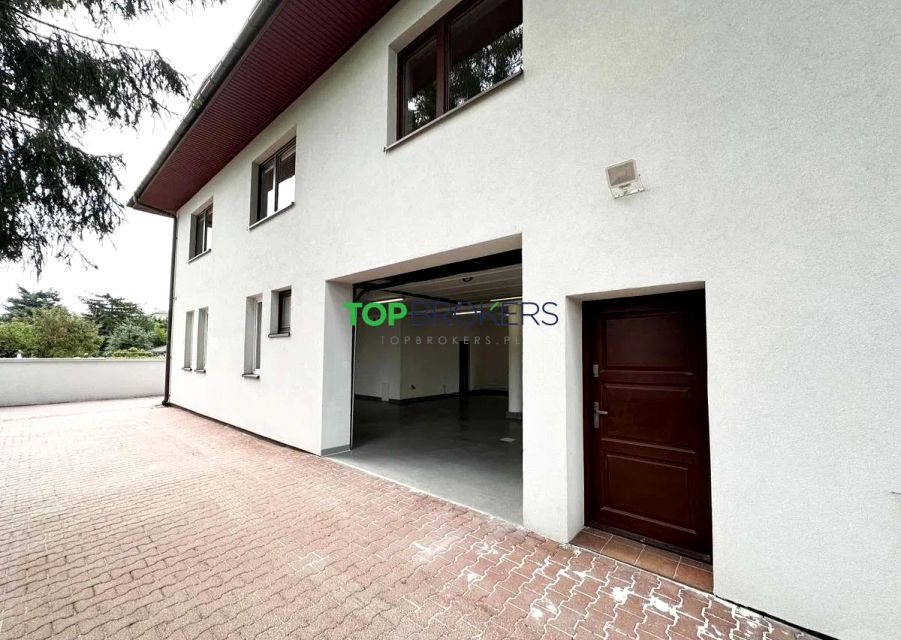 Budynek użytkowy Warszawa