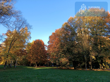 Mieszkanie blok mieszkalny nad jeziorem