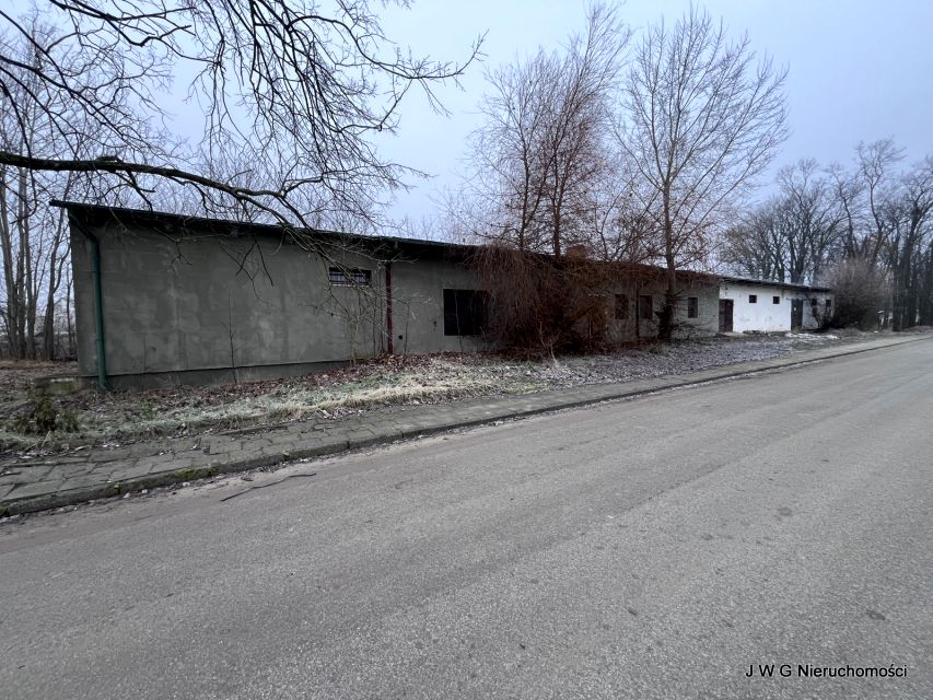 Budynek użytkowy Lubanie