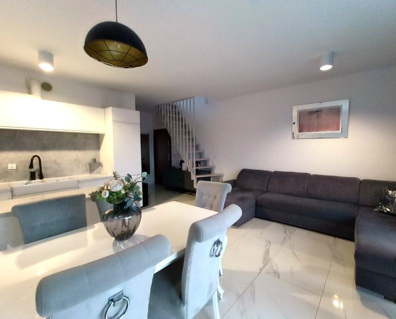 Mieszkanie blok mieszkalny sprzedaż