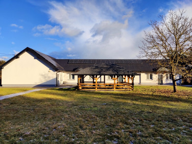 Budynek użytkowy Ostrowite