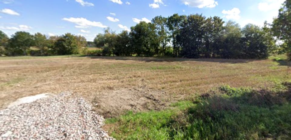 Pusta działka Grzebienisko