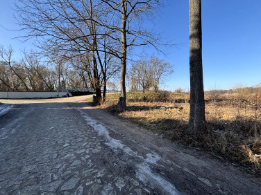 Pusta działka Jelcz-Laskowice