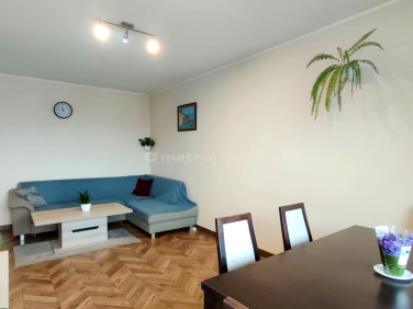 Mieszkanie blok mieszkalny przy lesie