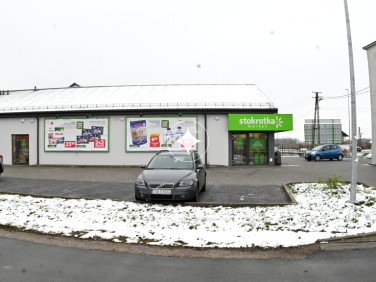 Budynek użytkowy TRZEŚŃ