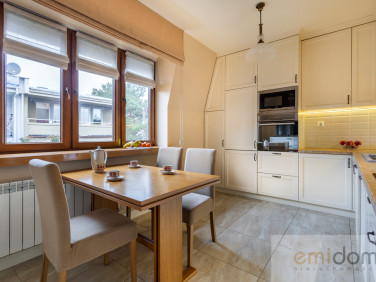 Budynek użytkowy Warszawa