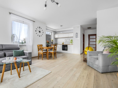 Mieszkanie blok mieszkalny przy lesie