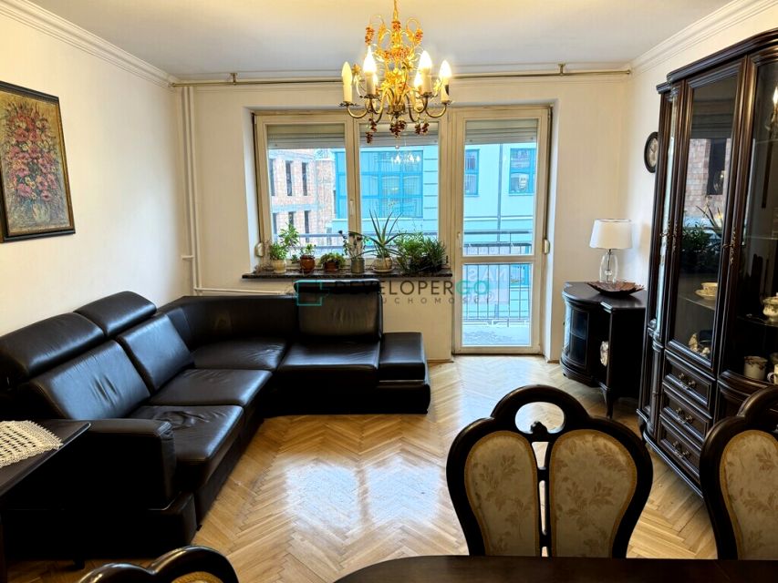 Mieszkanie blok mieszkalny sprzedaż