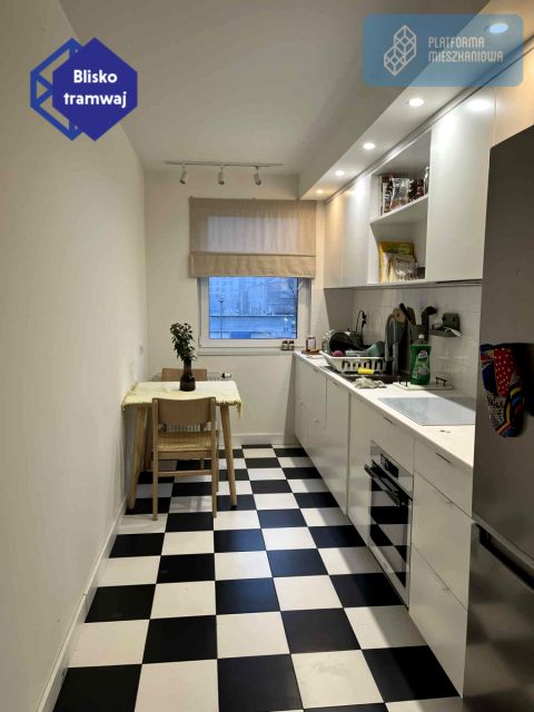 Mieszkanie blok mieszkalny nad jeziorem