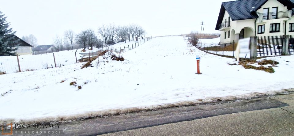 Pusta działka Bębło