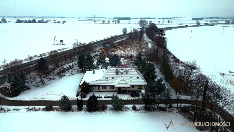 Budynek użytkowy Borowa