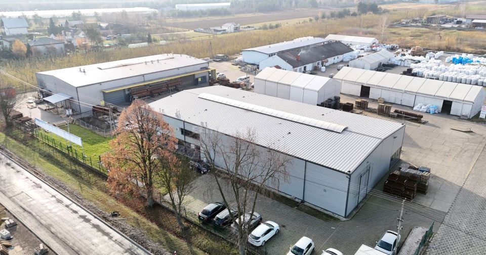 Budynek użytkowy Warszawice