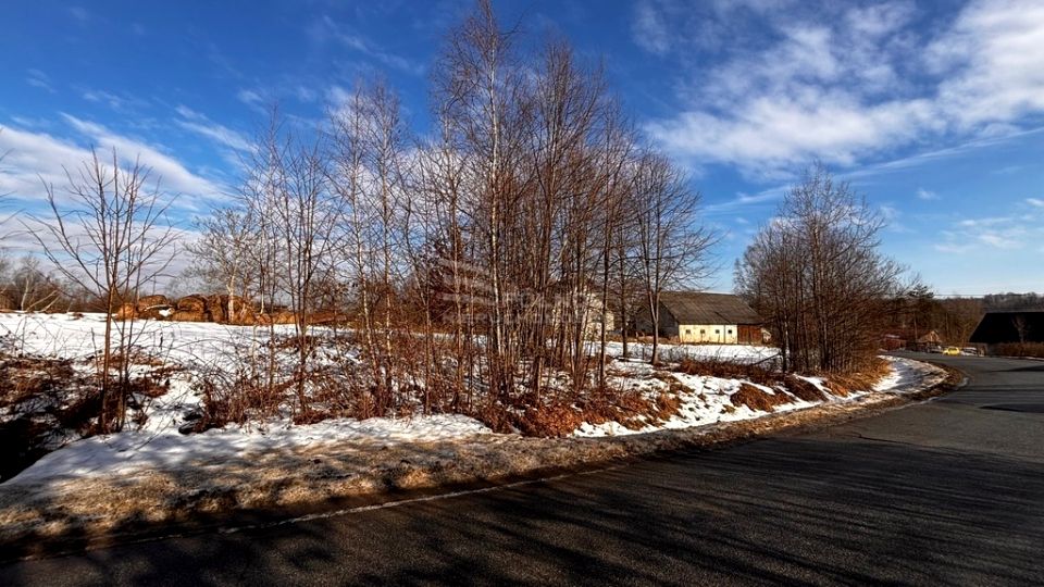 Działka budowlana Łomna