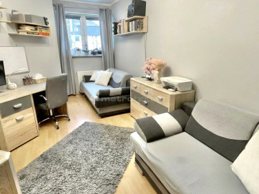 Mieszkanie blok mieszkalny Brwinów