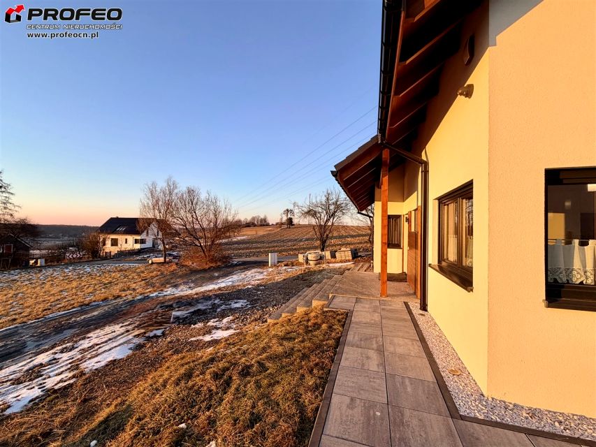 Dom Pierściec sprzedaż