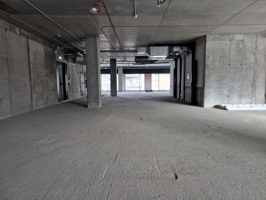 Usługowy nad rzeką