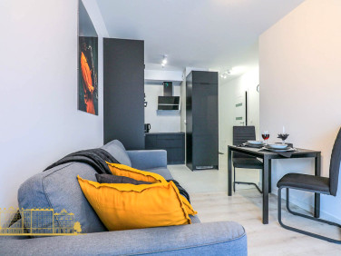 Mieszkanie blok mieszkalny nad rzeką