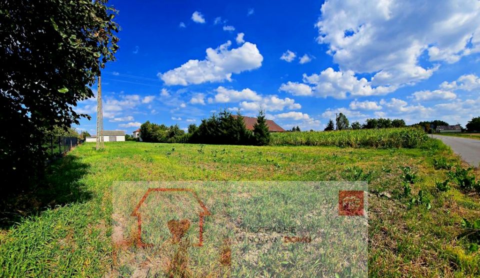 Działka nad jeziorem