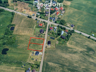 Działka nad jeziorem