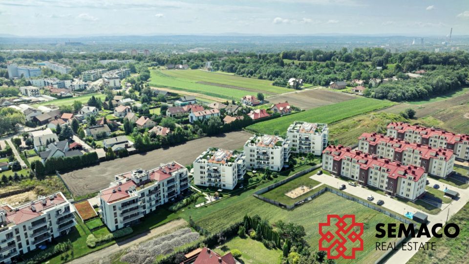 Mieszkanie blok mieszkalny przy lesie