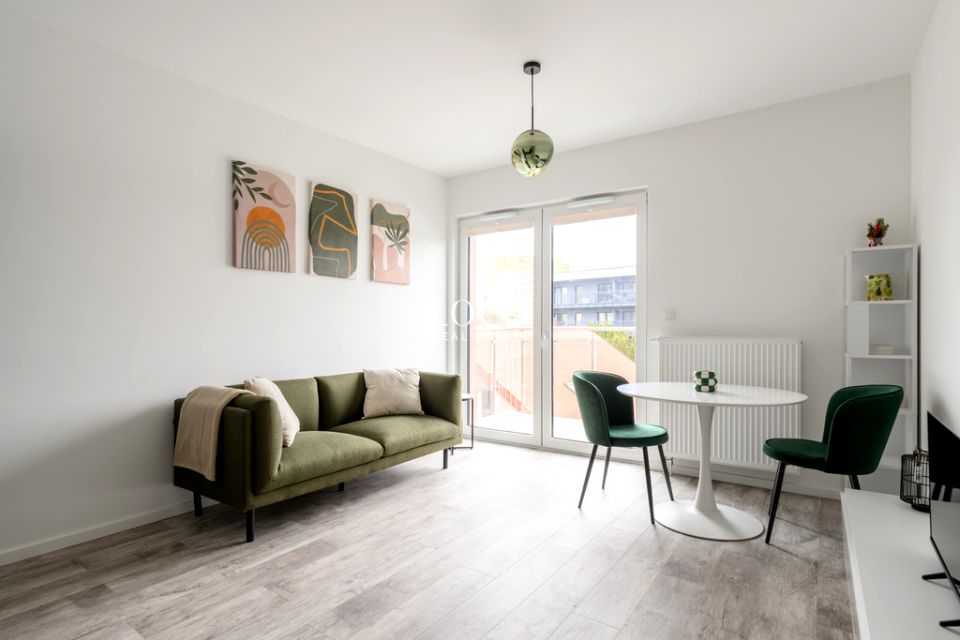 Mieszkanie blok mieszkalny Warszawa