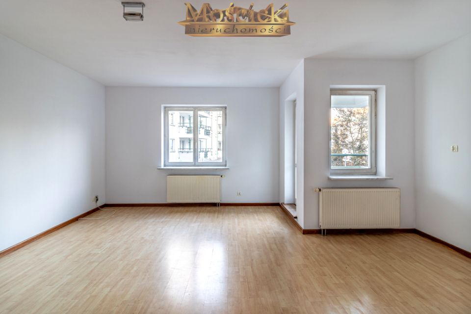 Mieszkanie blok mieszkalny przy lesie