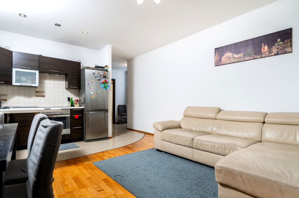 Mieszkanie blok mieszkalny sprzedaż