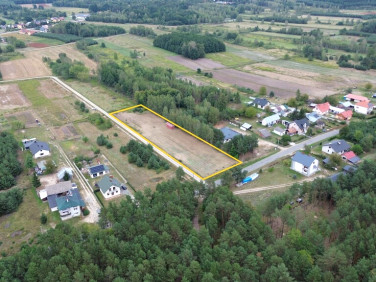 Działka nad jeziorem