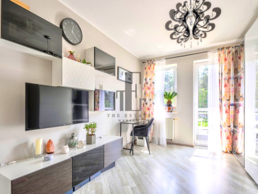 Mieszkanie blok mieszkalny nad jeziorem